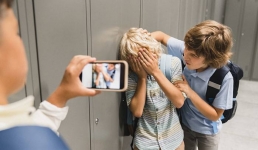 Средства от травли учеников применят в школах Павлодарской области