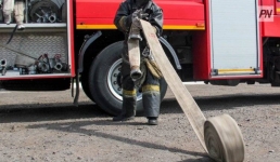 В частном секторе Павлодара ночью загорелась баня