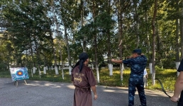 Древнюю забаву устроили работникам павлодарских изоляторов