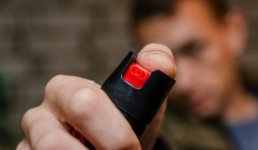 Өшін алған: Павлодарда жасөспірім сауда үйінде бұрыш баллонын шашты