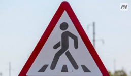 Павлодарда оқушыны өткізбеген жүргізушіге айыппұл салынды