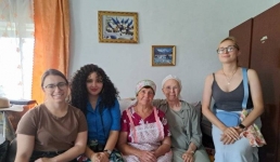 Павлодарға келген АҚШ студенті фольклорлық экспедицияға қатысуда