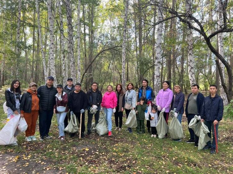 Более тысячи павлодарцев поддержали Всемирную акцию чистоты