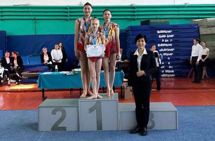 Павлодарские акробатки завоевали Кубок РК