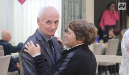 В Павлодаре поздравили производственников ERG Service «серебряного» возраста