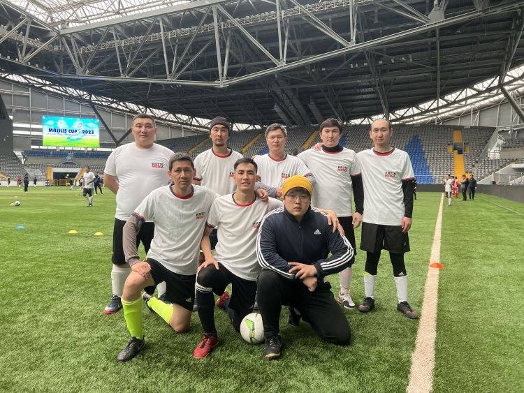 Павлодарские журналисты сыграли на главной футбольной арене страны