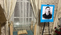 В Павлодаре отреставрировали книгу поэта Торайгырова