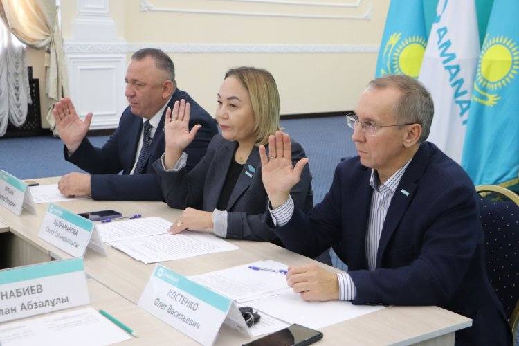 Павлодарские депутаты обратились в Минтруда