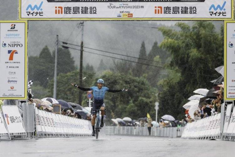 Павлодарец завоевал первую награду Казахстана в велогонке в Японии