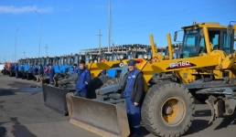 Аким Павлодарской области проверил подготовку к битве со снегом