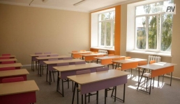 Школьники Павлодара, Аксу и Экибастуза продолжат учиться дистанционно