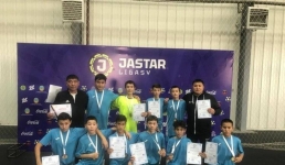 Школьники Павлодарской области сыграли в футбол