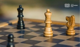 Гроссмейстер провел в павлодарской колонии сеанс одновременной игры