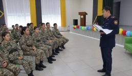 Павлодарские полицейские преподают кадетам уроки патриотизма