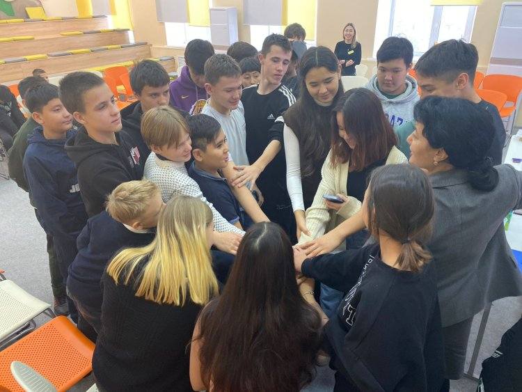 Павлодарские психологи провели для школьников правовой час