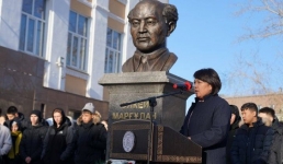 В Павлодаре установили бюст известного академика