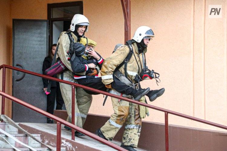 Пять посетителей отравились угарным газом в павлодарском кафе