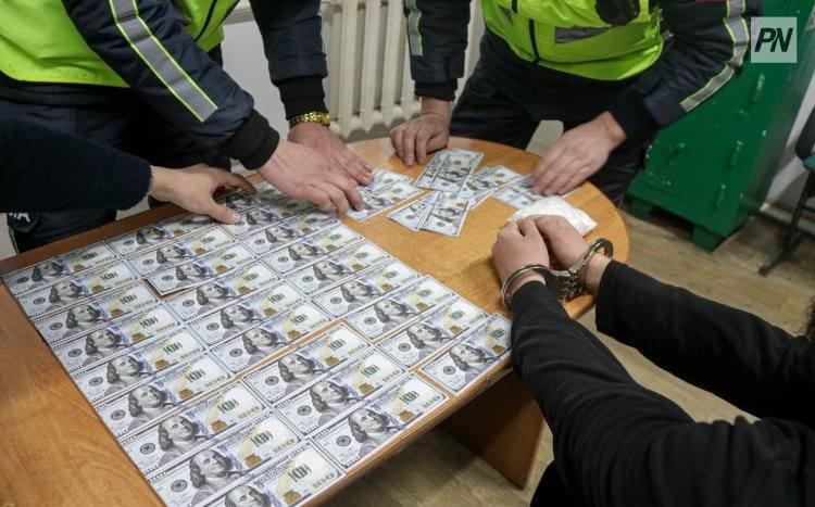 Узбекистанец в розыске обманул павлодарцев на миллионы тенге