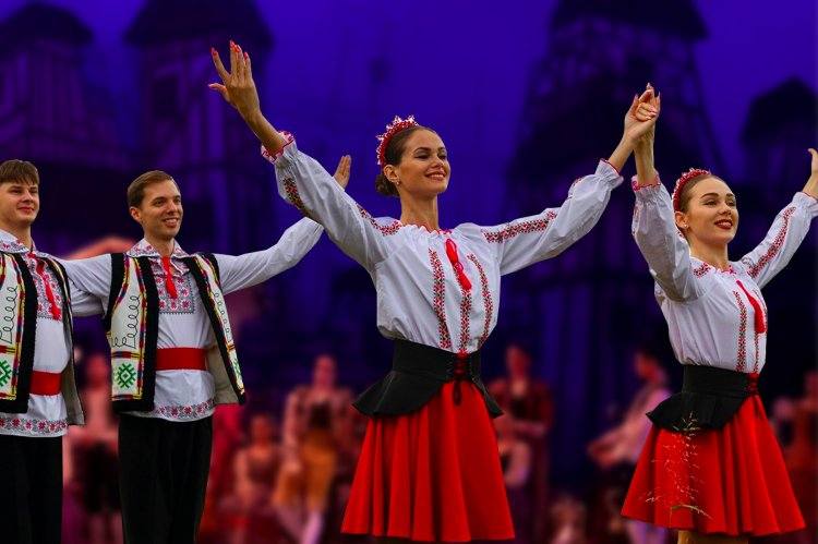 Павлодарские артисты выступили в южной столице