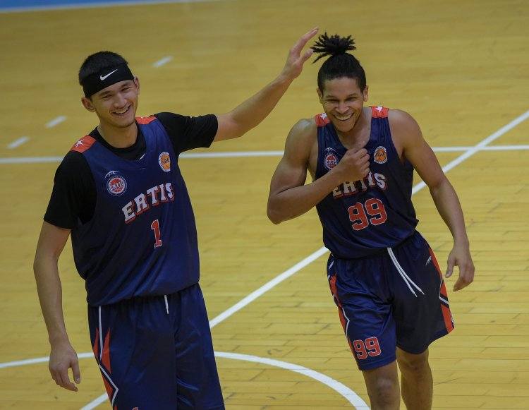 Заокеанский павлодарец удерживает лидерство в баскетбольном чемпионате страны