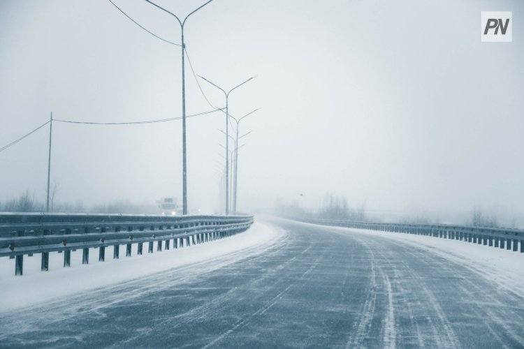 В Павлодаре закрыли движение на трассе