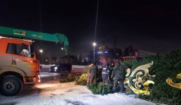 Ветер повалил главную павлодарскую ёлку