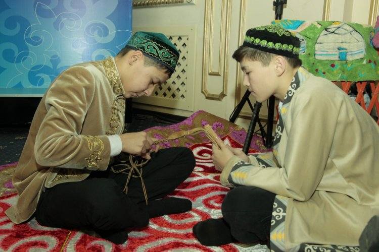 Школьники Павлодара узнали древний способ защиты