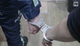 В Павлодаре задержали преступников-вымогателей