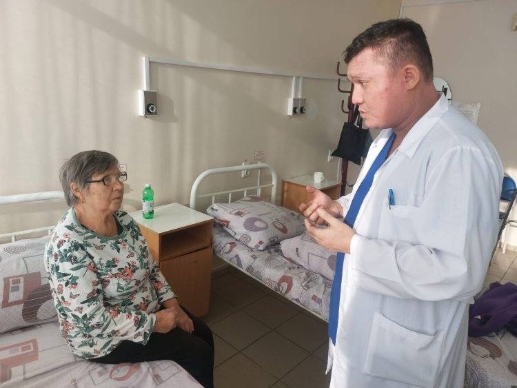 Врачи снизили вероятность инсульта у павлодарки