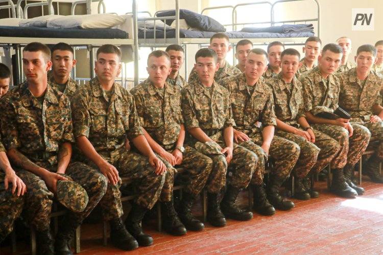 Сколько павлодарцев не хотят служить в армии