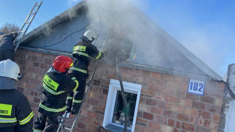 Пожарные Павлодара предотвратили взрыв